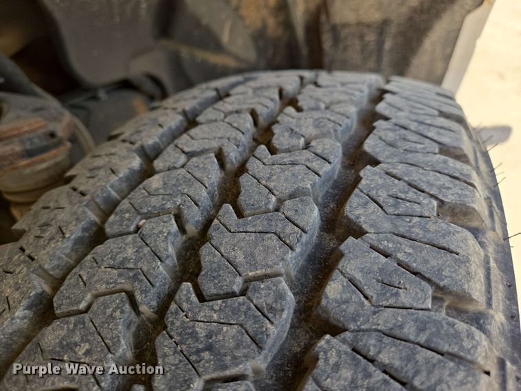 image for item EO0800 2016 Ford F150 SuperCab pickup truck