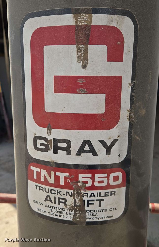 image for item EO0805 Gray TNT-550 air lift