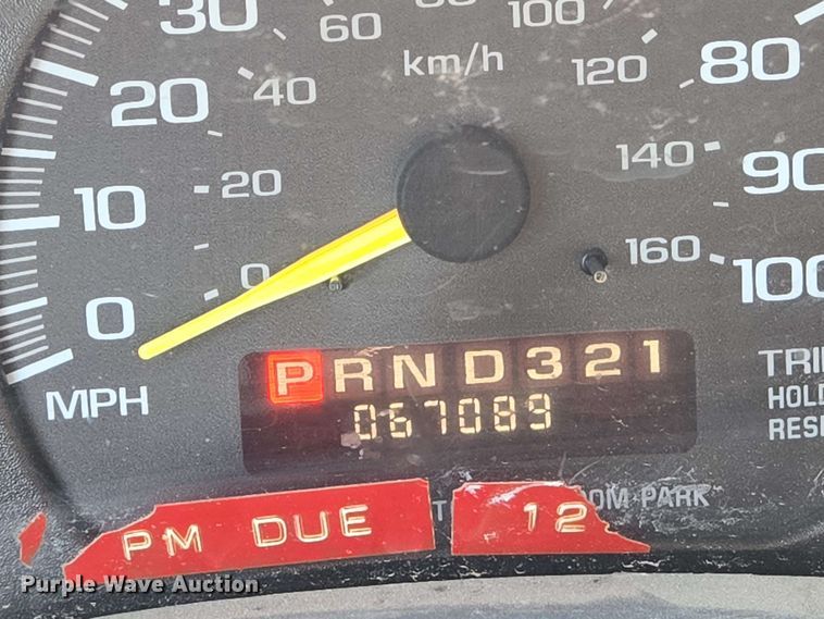 image for item EO0810 1997 Chevrolet  Express G3500 delivery van