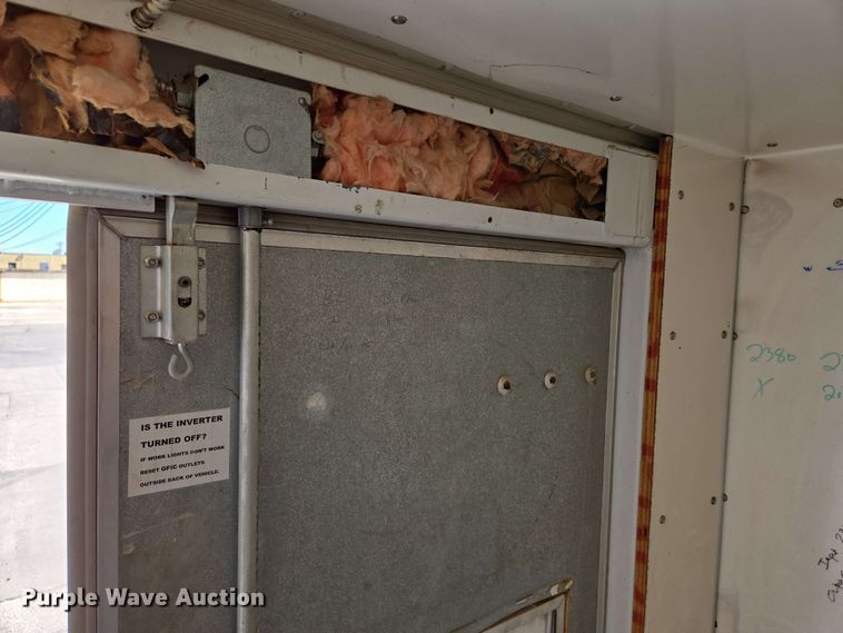 image for item EO0810 1997 Chevrolet  Express G3500 delivery van