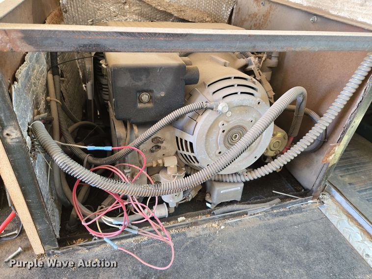 image for item EO0810 1997 Chevrolet  Express G3500 delivery van