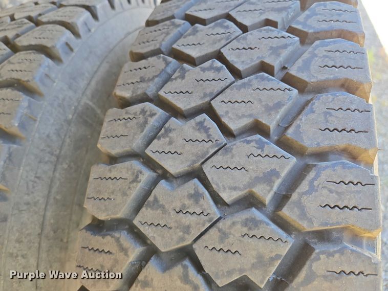 image for item EO0824 2008 Ford F550 Super Duty XL Crew Cab dump truck