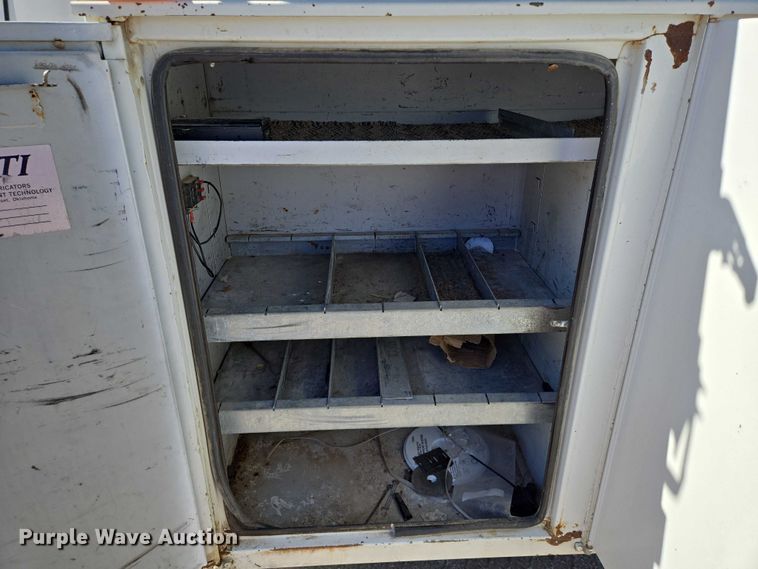 image for item EO0825 2009 Ford F550 Super Duty XL bucket truck