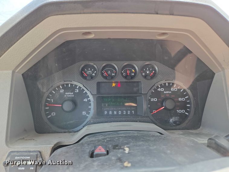 image for item EO0825 2009 Ford F550 Super Duty XL bucket truck