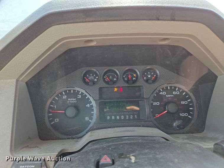 image for item EO0825 2009 Ford F550 Super Duty XL bucket truck