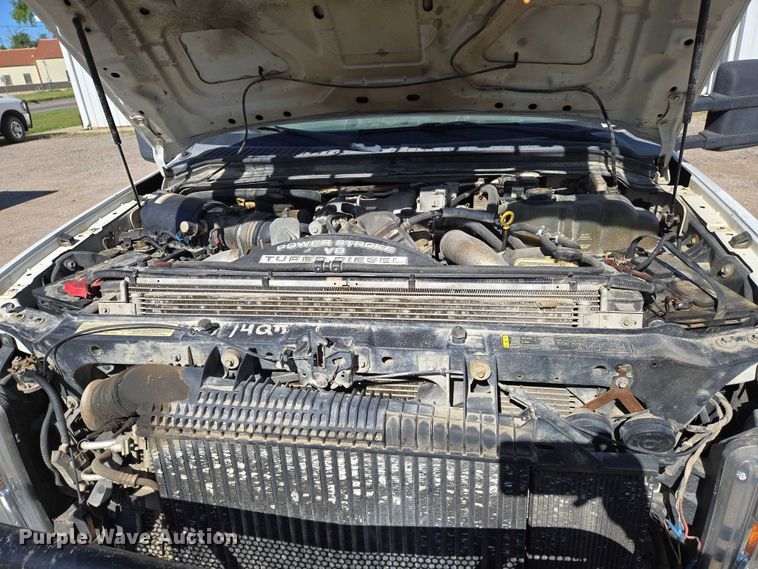 image for item EO0825 2009 Ford F550 Super Duty XL bucket truck