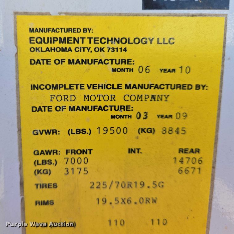 image for item EO0825 2009 Ford F550 Super Duty XL bucket truck