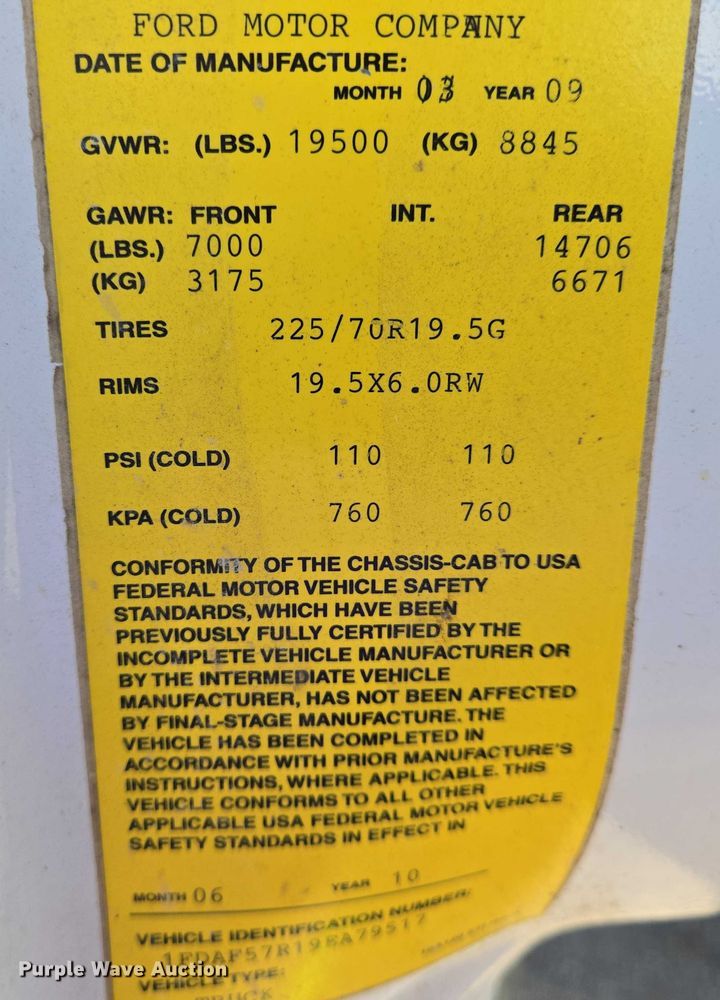 image for item EO0825 2009 Ford F550 Super Duty XL bucket truck