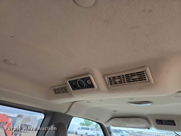 image for item EO0940 2016 Chevrolet Express 3500 van