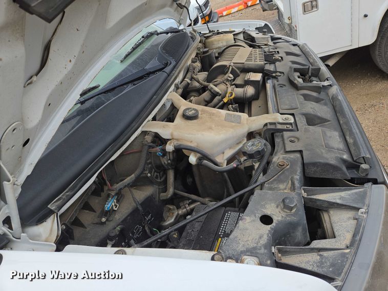 image for item EO0942 2017 Chevrolet Express 3500 van