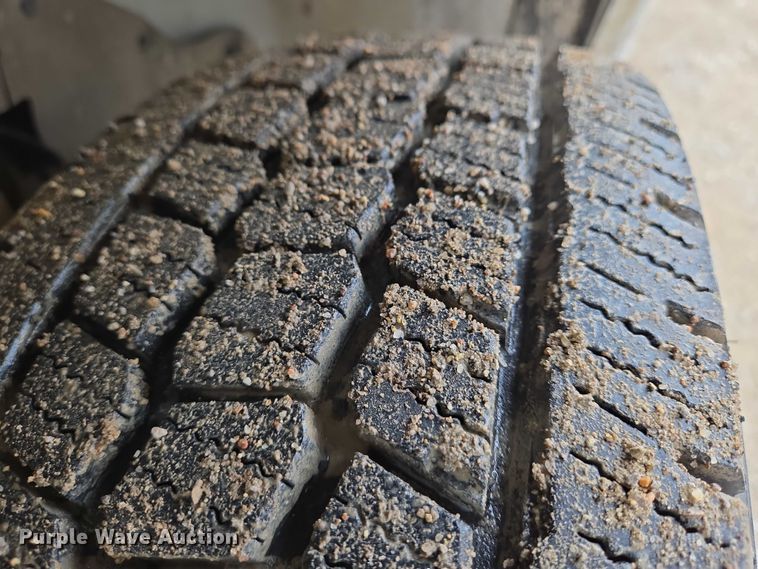 image for item EO0942 2017 Chevrolet Express 3500 van