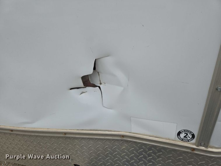 image for item EO0950 2017 H&H enclosed cargo trailer