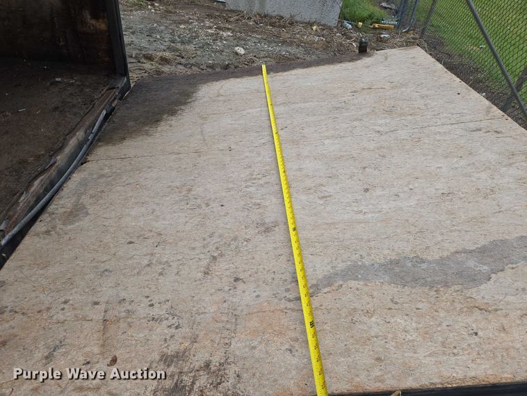 image for item EO0950 2017 H&H enclosed cargo trailer