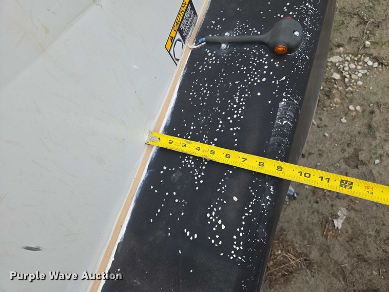 image for item EO0950 2017 H&H enclosed cargo trailer