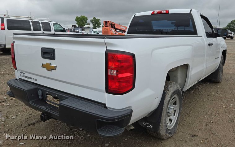 image for item EO0953 2017 Chevrolet Silverado 1500 pickup truck