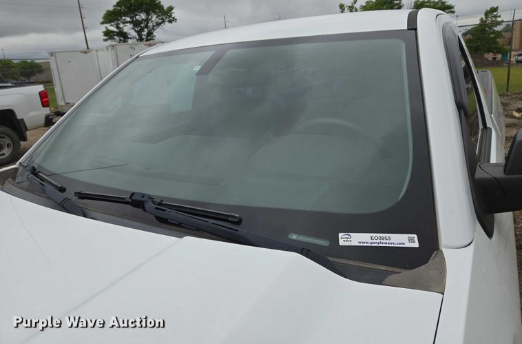 image for item EO0953 2017 Chevrolet Silverado 1500 pickup truck