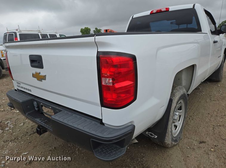 image for item EO0953 2017 Chevrolet Silverado 1500 pickup truck