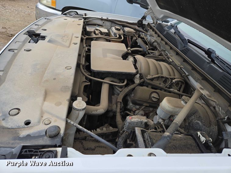 image for item EO0953 2017 Chevrolet Silverado 1500 pickup truck