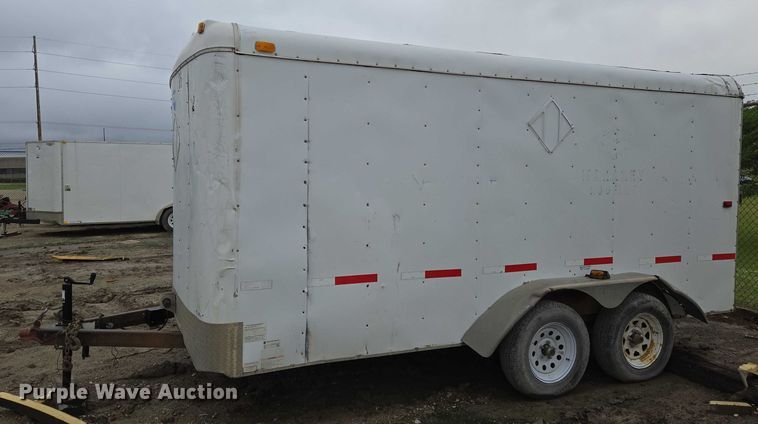 image for item EO0955 2011 International enclosed cargo trailer
