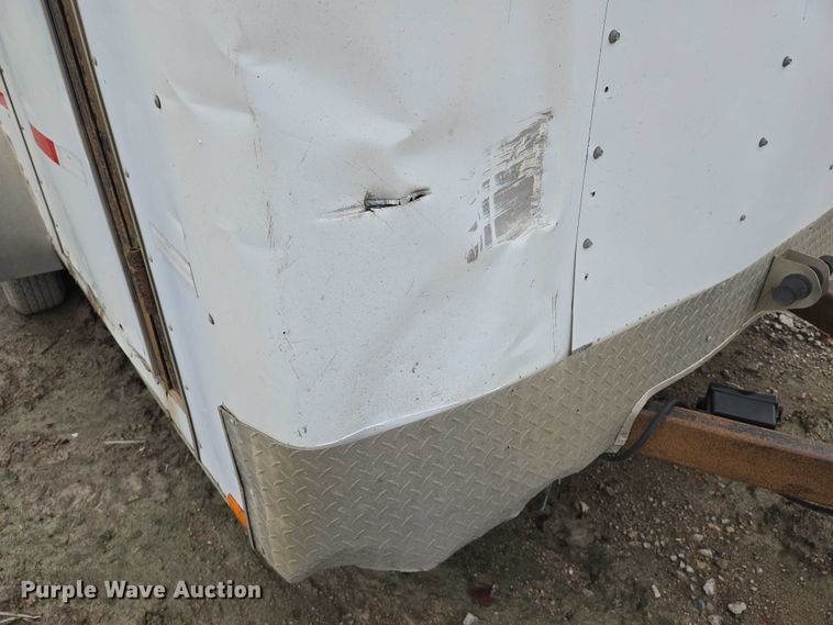 image for item EO0955 2011 International enclosed cargo trailer