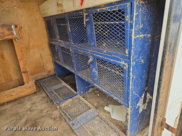 image for item EO0955 2011 International enclosed cargo trailer