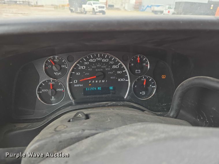 image for item EO0956 2015 Chevrolet Express 3500 van