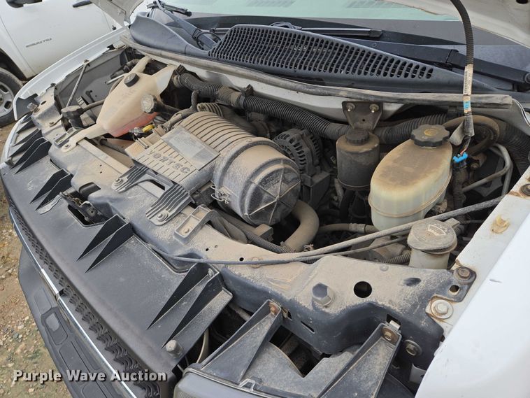 image for item EO0956 2015 Chevrolet Express 3500 van