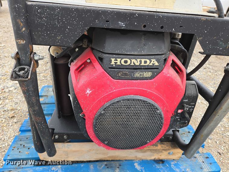 image for item EO0958 (3) Northstar 13000 generators