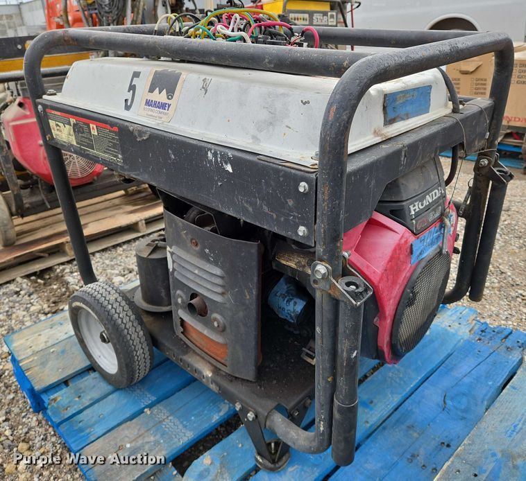 image for item EO0958 (3) Northstar 13000 generators