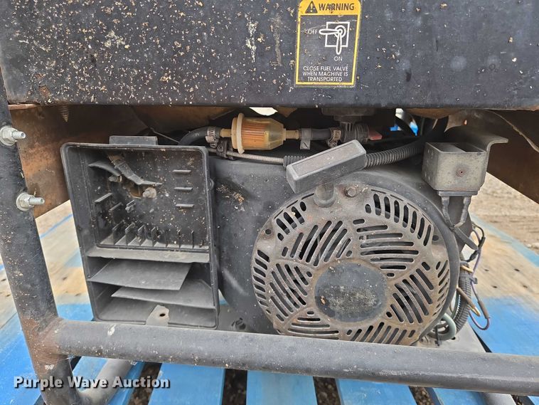 image for item EO0959 Lincoln  Outback 185 welder/generator