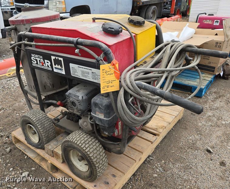 image for item EO0961 North Star pressure washer