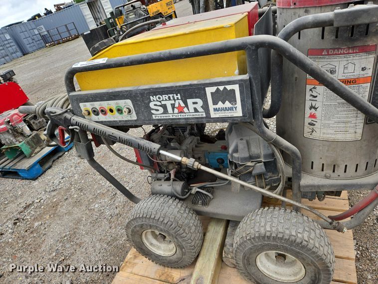 image for item EO0961 North Star pressure washer