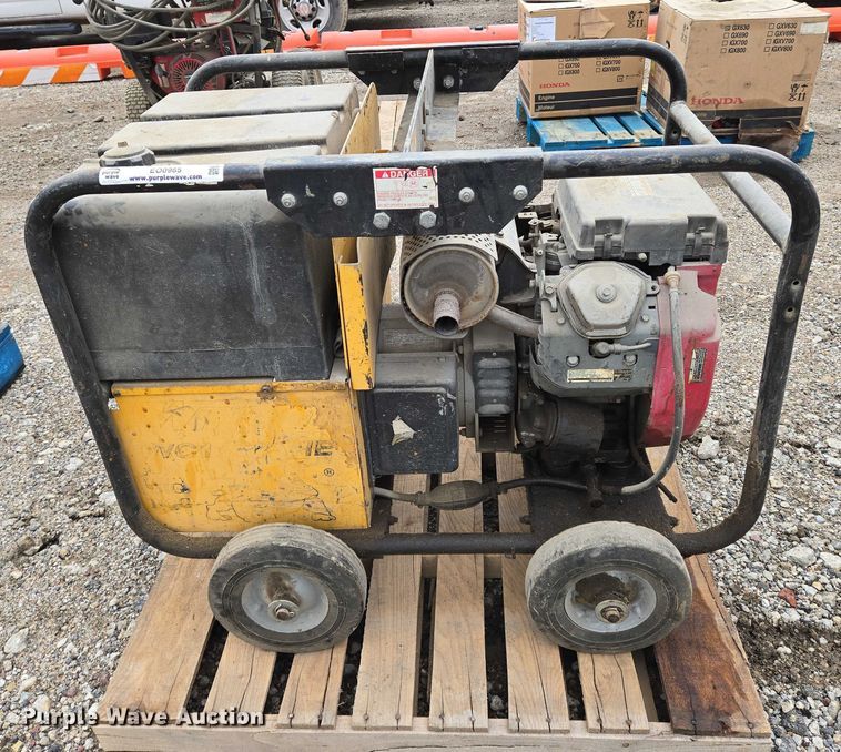 image for item EO0965 Winco WH12000HE/E generator