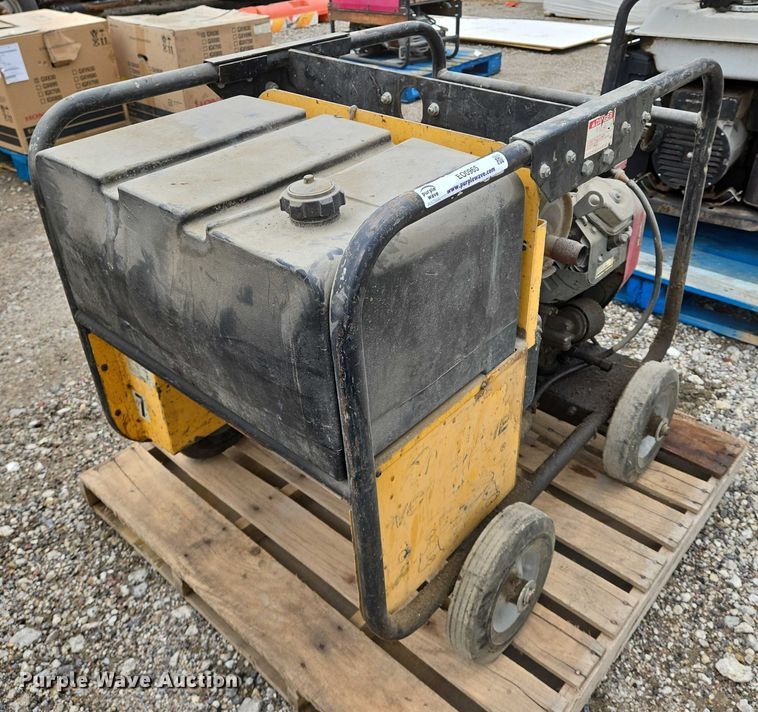 image for item EO0965 Winco WH12000HE/E generator