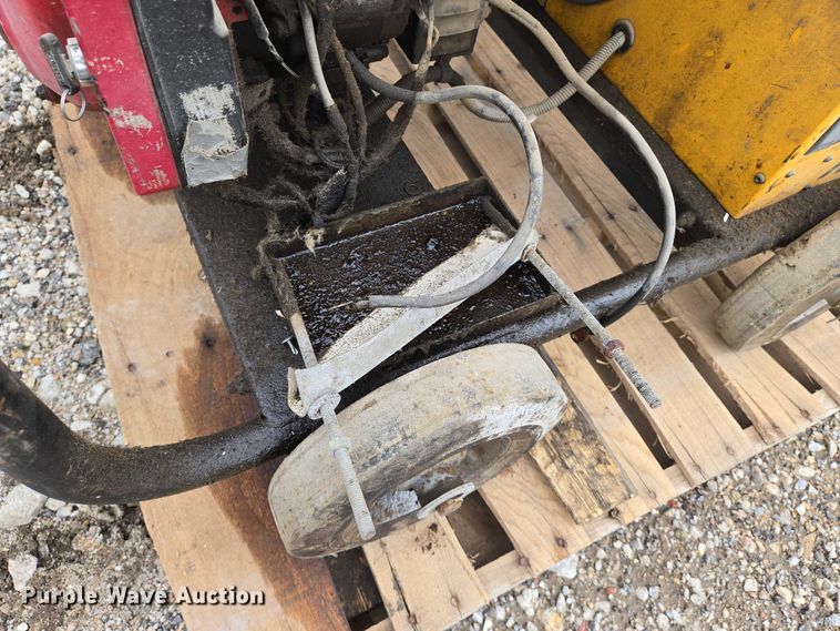 image for item EO0965 Winco WH12000HE/E generator