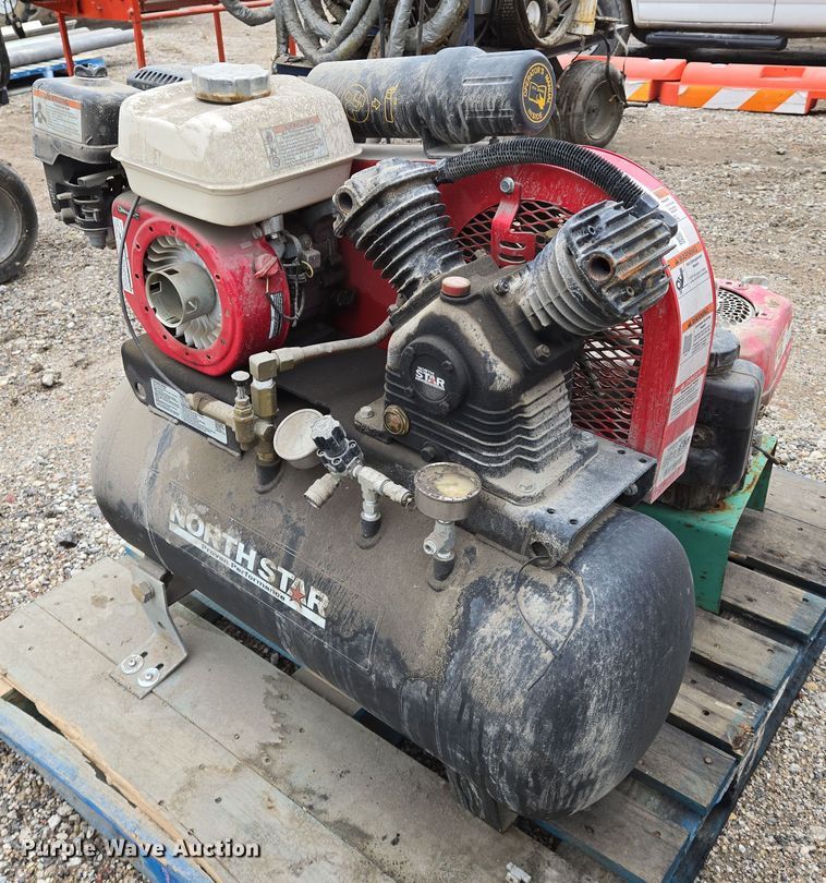 image for item EO0966 North Star air compressor