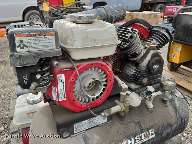 image for item EO0966 North Star air compressor