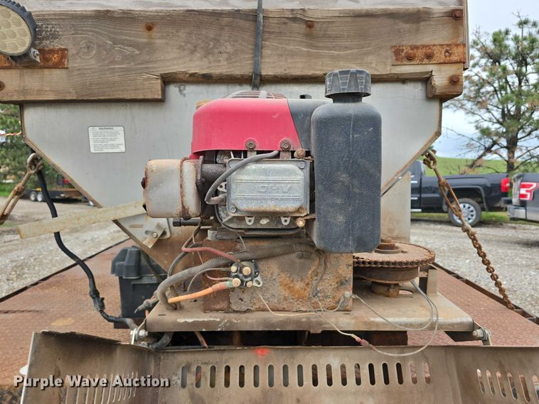 image for item EO1006 2001 Ford F450 Super Duty flatbed truck