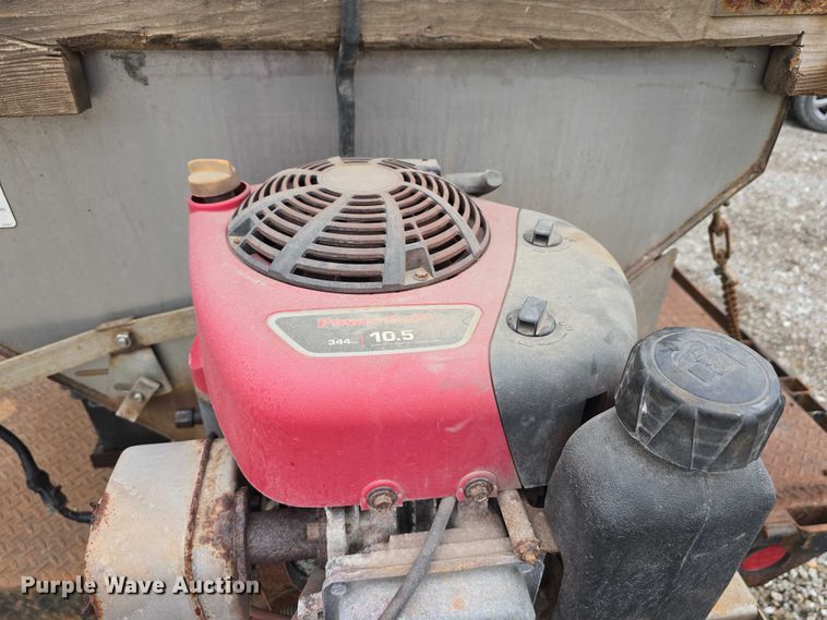 image for item EO1006 2001 Ford F450 Super Duty flatbed truck