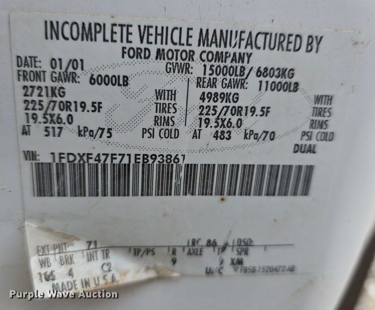 image for item EO1006 2001 Ford F450 Super Duty flatbed truck