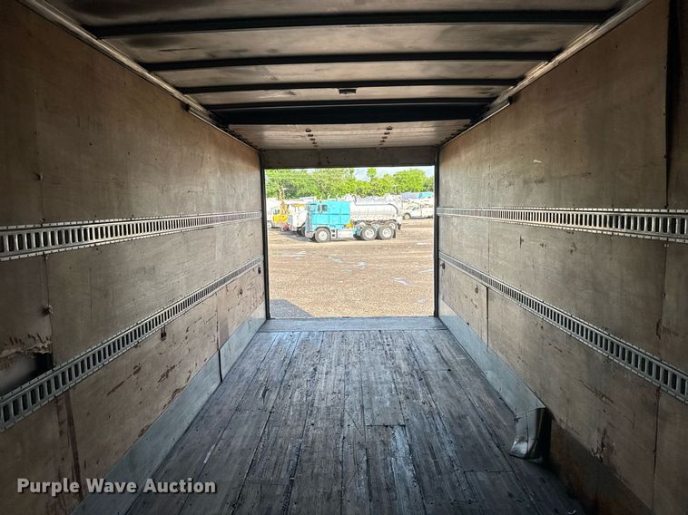 image for item EQ1452 2015 Kenworth T370 box truck