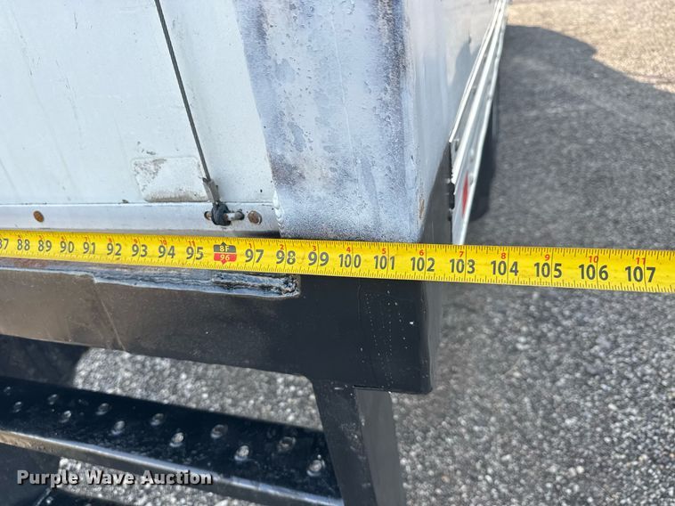 image for item EQ1452 2015 Kenworth T370 box truck