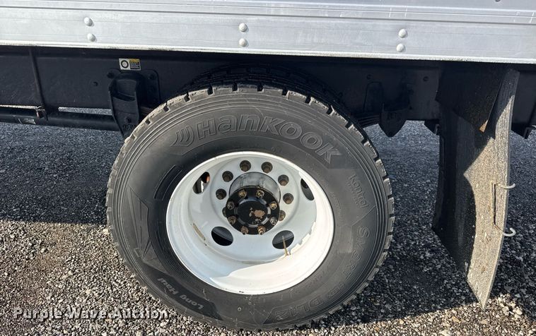 image for item EQ1452 2015 Kenworth T370 box truck