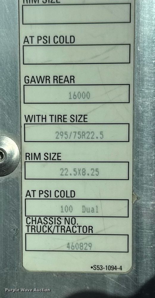 image for item EQ1452 2015 Kenworth T370 box truck