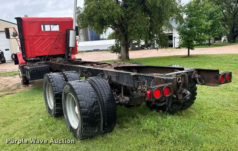 image for item EQ1484 1986 AM General Corporation M925 truck cab and chassis