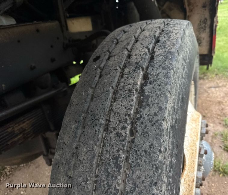 image for item EQ1484 1986 AM General Corporation M925 truck cab and chassis