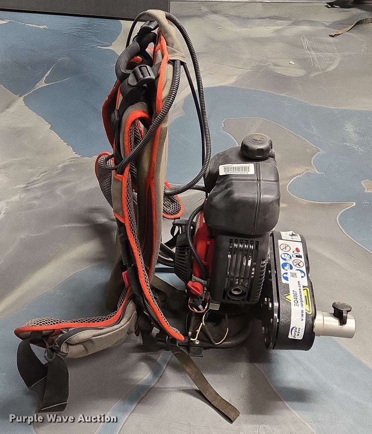 image for item EQ4007 Multiquip BPX backpack concrete vibrator