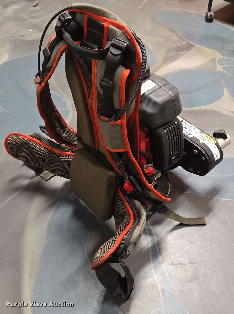 image for item EQ4007 Multiquip BPX backpack concrete vibrator
