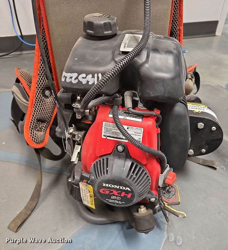 image for item EQ4007 Multiquip BPX backpack concrete vibrator