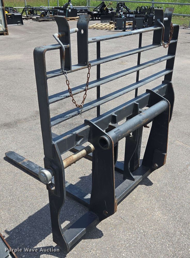 image for item EQ4009 Bobcat 47